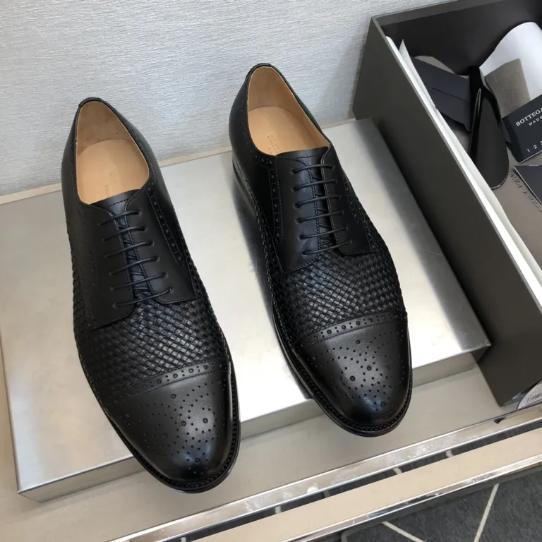 Bottega Veneta Shoe 